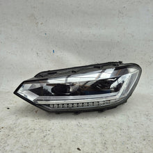 Laden Sie das Bild in den Galerie-Viewer, Frontscheinwerfer VW Touran 5TB941081A Full LED Ein Stück (Rechts oder Links)