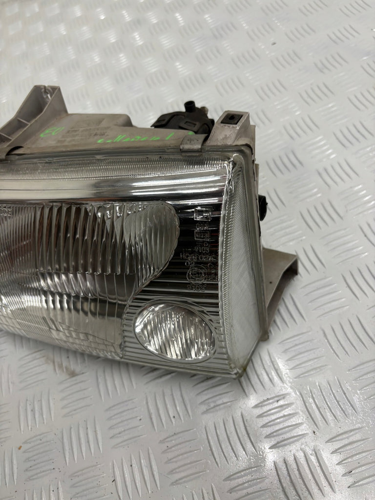 Frontscheinwerfer Hyundai Galloper Links Scheinwerfer Headlight