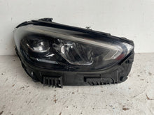 Laden Sie das Bild in den Galerie-Viewer, Frontscheinwerfer Mercedes-Benz W206 A2069067203 LED Rechts Headlight SCH7071713652ht