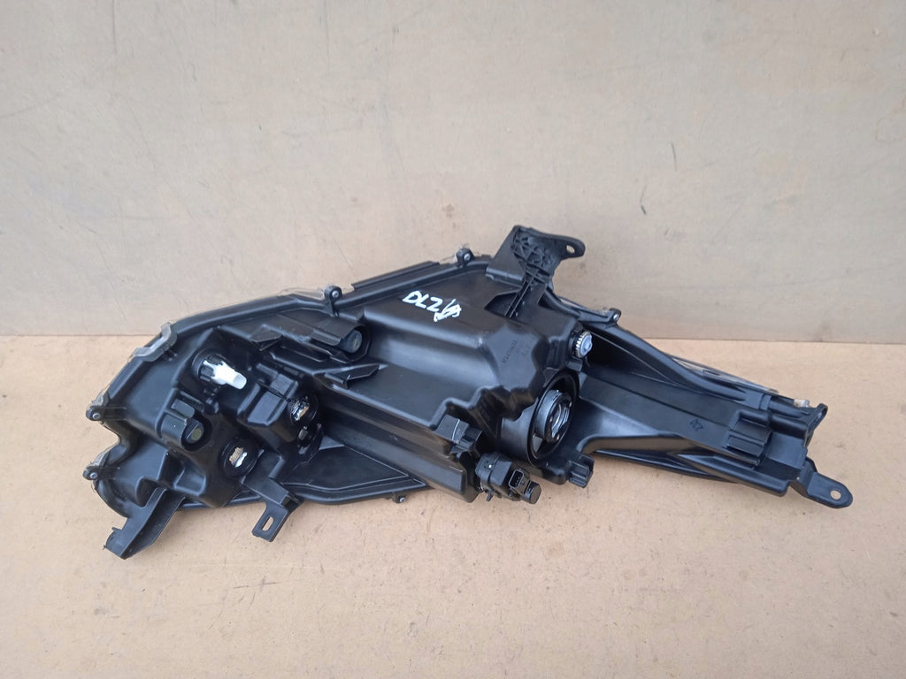 Frontscheinwerfer Toyota Yaris EUK0-6 Links Scheinwerfer Headlight SCH8531666497qb