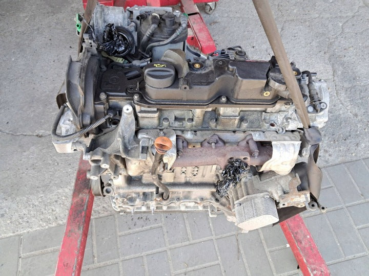 Motor Citroën Peugeot C4 Picasso II 9H05 1.6 HDI 115PS 137TKm Diesel Komplett MOT4136001690vm