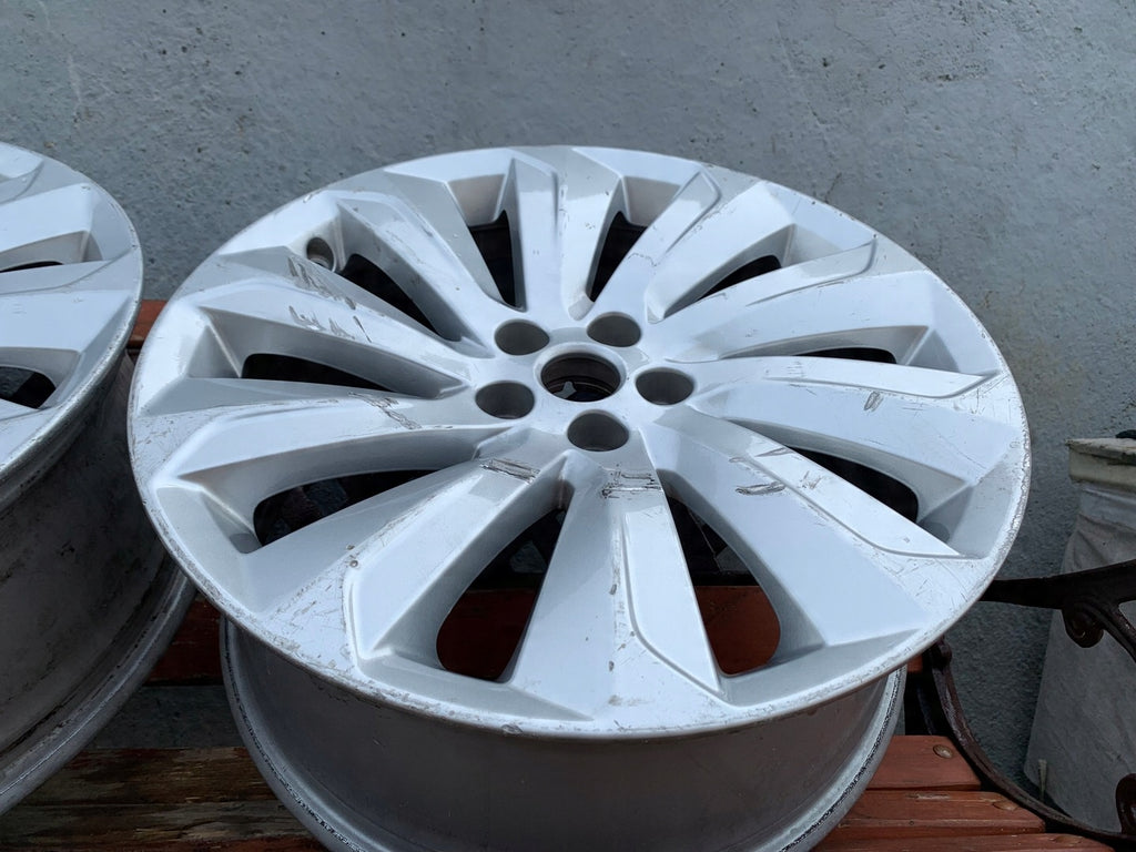 1x Alufelge 19 Zoll 8.0" 5x108 40ET J9C3-1007-EA Jaguar E-Pace Rim Wheel