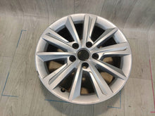Laden Sie das Bild in den Galerie-Viewer, 1x Alufelge 16 Zoll 6.5" 5x112 7N5601025F Seat Alhambra Rim Wheel FEL9700257586pf