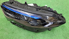 Laden Sie das Bild in den Galerie-Viewer, Frontscheinwerfer Mercedes-Benz Eqb X243 A2439068900KZ Links Headlight