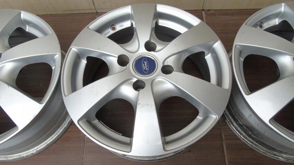 4x Alufelge 15 Zoll 6.0" 4x108 26ET Rim Wheel FEL4135644533um