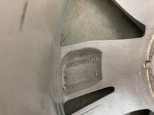 Load image into Gallery viewer, 1x Alufelge 15 Zoll 5.5" 5x100 40ET Glanz Silber 2G0601025N VW Polo Rim Wheel FEL8575317003yy