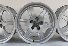 Load image into Gallery viewer, 1x Alufelge 17 Zoll 7.5&quot; 5x112 28ET Glanz Silber 8T0601025B Audi A5 Rim Wheel