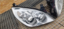 Laden Sie das Bild in den Galerie-Viewer, Frontscheinwerfer Opel Vectra C Ein Stück (Rechts oder Links) Headlight SCH6916318786wh