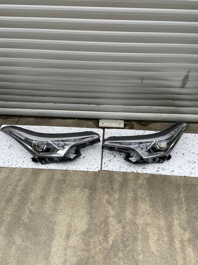 Frontscheinwerfer Toyota C-Hr Chr 81110-F4030 Ein Stück (Rechts oder Links)