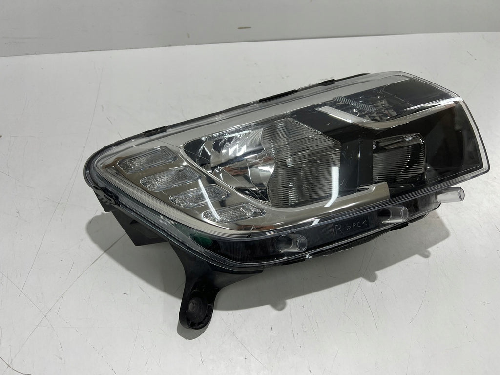 Frontscheinwerfer Dacia Sandero Logan II 260103529 Rechts Scheinwerfer Headlight SCH9377750864kw