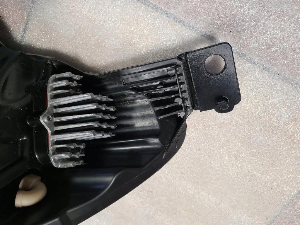 Frontscheinwerfer Ford Focus NX7B13E014CF Rechts Scheinwerfer Headlight SCH9027822353fz