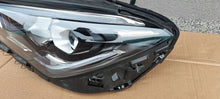 Laden Sie das Bild in den Galerie-Viewer, Frontscheinwerfer Mercedes-Benz Cla X118 C118 A1189068300 1EY2488MDE89132A Links SCH5773761175ta