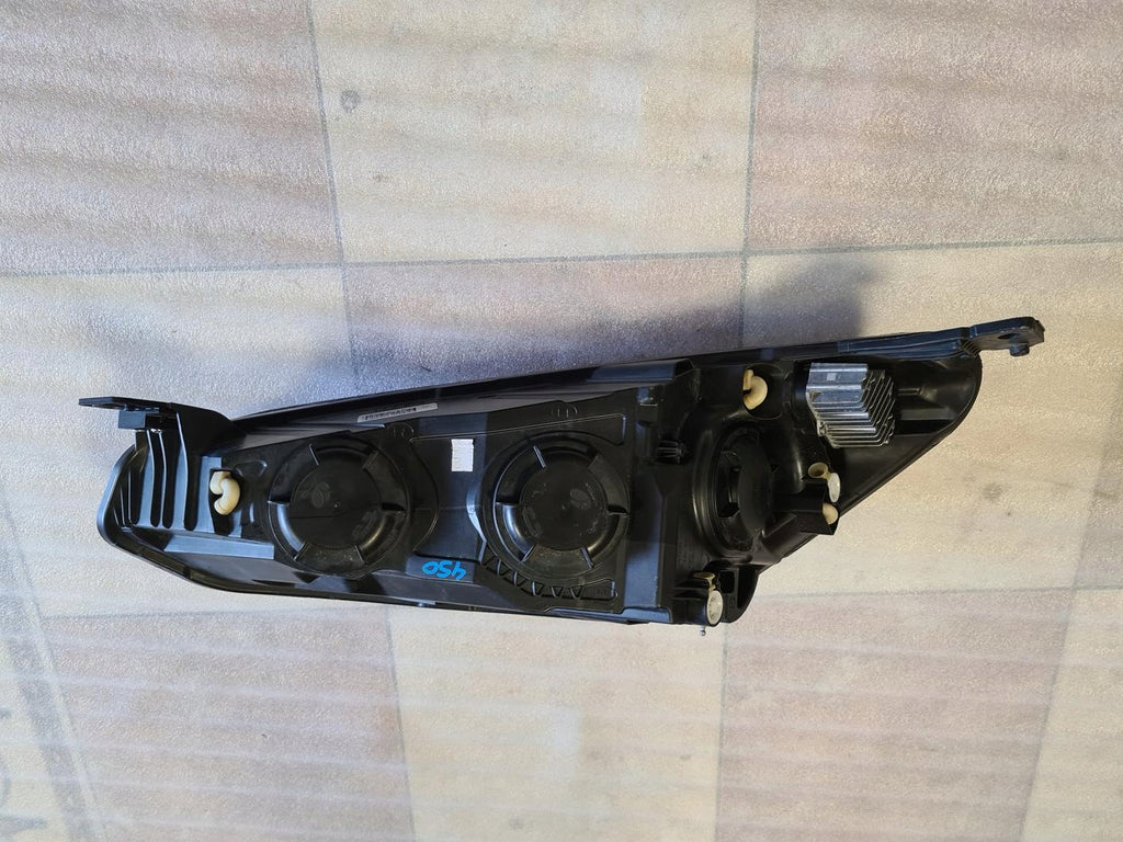 Frontscheinwerfer Ford Focus JX7B-13W029-CE Rechts Scheinwerfer Headlight SCH5441820230it