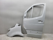 Laden Sie das Bild in den Galerie-Viewer, Kotflügel Mercedes-Benz Sprinter 6655444332211 Vorne Links Zum Streichen