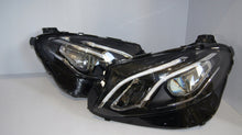 Load image into Gallery viewer, Frontscheinwerfer Mercedes-Benz A2139067706A2139067806 LED Rechts oder Links