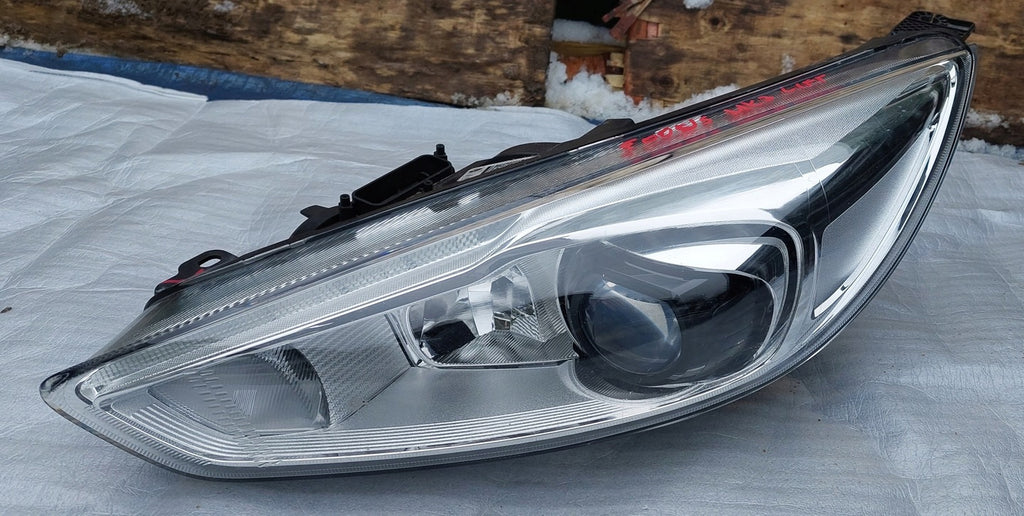 Frontscheinwerfer Ford Focus F1EB-13D155-AE LED Links Scheinwerfer Headlight