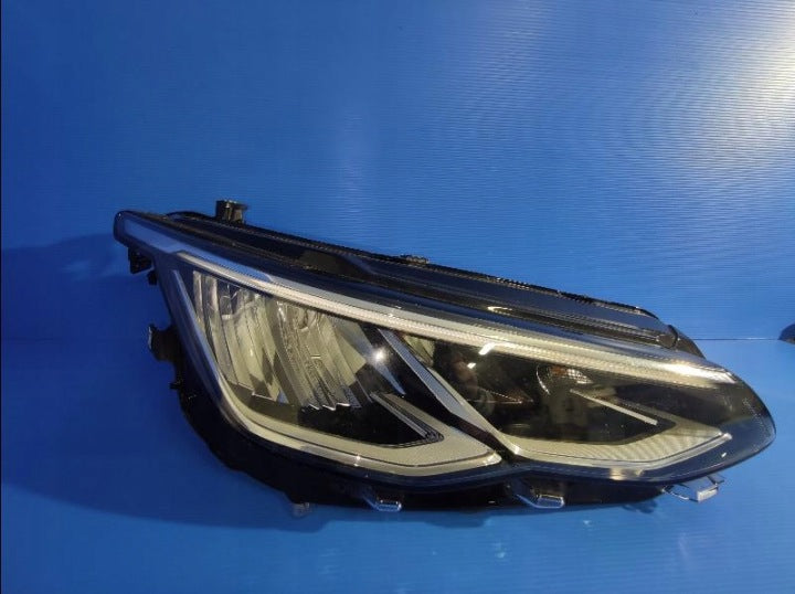 Frontscheinwerfer VW Golf VIII 90150891 LED Rechts Scheinwerfer Headlight SCH6168636331we