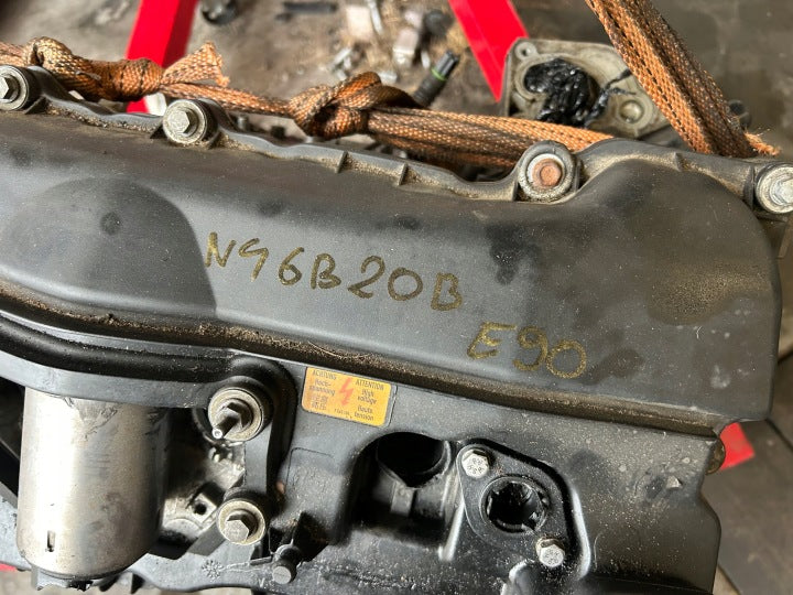 Motor BMW E90 N46B20B 2.0 2006 Benzin Engine Unkomplett MOT1589703211hx