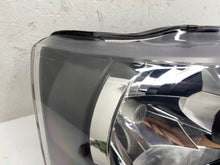 Laden Sie das Bild in den Galerie-Viewer, Frontscheinwerfer VW Transporter Rechts Scheinwerfer Headlight