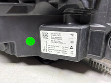 Laden Sie das Bild in den Galerie-Viewer, Frontscheinwerfer Tesla Model 3 Y 1514952-00-D Links Scheinwerfer Headlight