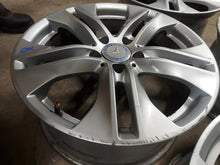 Load image into Gallery viewer, 4x Alufelge 17 Zoll 7.5&quot; 5x112 A2074010602 Mercedes-Benz C207 Rim Wheel