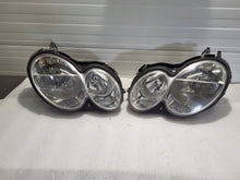 Load image into Gallery viewer, Frontscheinwerfer Mercedes-Benz Clk Ein Satz Scheinwerfer Headlight SCH2528757757ws