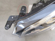 Laden Sie das Bild in den Galerie-Viewer, Frontscheinwerfer Mercedes-Benz A4709060800 LED Links Scheinwerfer Headlight SCH3040278554ve