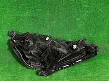 Load image into Gallery viewer, Frontscheinwerfer Honda Jazz III CSC16255 Links Scheinwerfer Headlight SCH3842729674be
