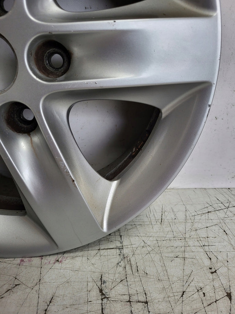 1x Alufelge 16 Zoll 6.0" 5x114.3 51ET Glanz 52910-1H235 Hyundai I30 Ceed