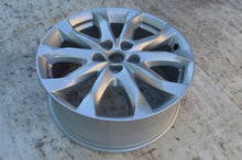 Load image into Gallery viewer, 1x Alufelge 18 Zoll 7.0" 5x114.3 50ET Silber 9965227080A Mazda Cx-3 Cx3 FEL2549562050qf