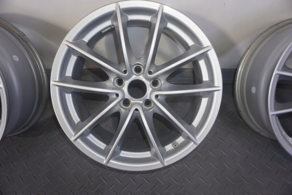 1x Alufelge 17 Zoll 7.5" 5x112 27ET Glanz Silber 6868217 BMW G11 G12 Rim Wheel FEL5280131168qc