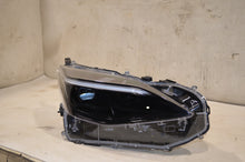Laden Sie das Bild in den Galerie-Viewer, Frontscheinwerfer Toyota Yaris Cross OD-312 Ein Satz Scheinwerfer Headlight SCH6822342087ae