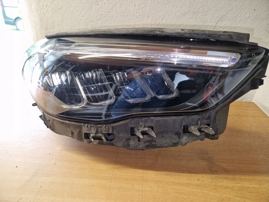 Frontscheinwerfer Mercedes-Benz W247 A2479063604 LED Rechts Headlight