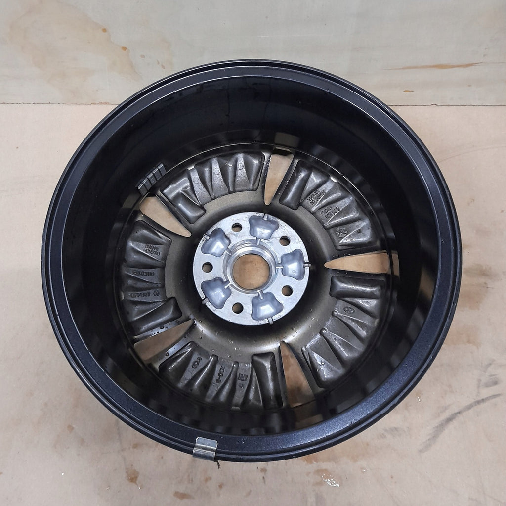 1x Alufelge 16 Zoll 6.5" 5x114.3 50ET Glanz Silber 52910-G2700 Hyundai Ioniq Mg