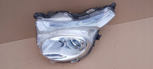 Laden Sie das Bild in den Galerie-Viewer, Frontscheinwerfer Citroën C1 II 81150-0H170 90026272 Links Headlight SCH1517453937pc