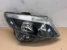 Laden Sie das Bild in den Galerie-Viewer, Frontscheinwerfer Mercedes-Benz Vito W447 A4479067800 Rechts Headlight SCH4883907136ic