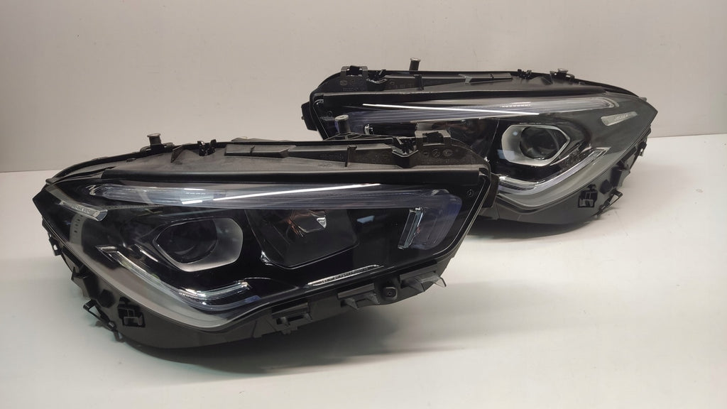 Frontscheinwerfer Mercedes-Benz Cla A1189068300 LED Rechts oder Links