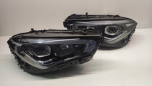 Load image into Gallery viewer, Frontscheinwerfer Mercedes-Benz Cla A1189068300 LED Rechts oder Links