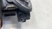 Laden Sie das Bild in den Galerie-Viewer, Frontscheinwerfer Mercedes-Benz Slk A1728206761 Rechts Scheinwerfer Headlight SCH3004232079yl