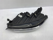 Laden Sie das Bild in den Galerie-Viewer, Frontscheinwerfer VW Passat B8 3G1941035P LED Links Scheinwerfer Headlight SCH7732453990hd