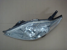 Load image into Gallery viewer, Frontscheinwerfer Mazda Premacy 149202A011A Halogen Links Scheinwerfer Headlight