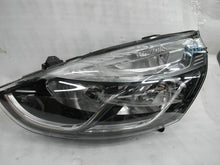 Laden Sie das Bild in den Galerie-Viewer, Frontscheinwerfer Renault Clio IV 260608367R Links Scheinwerfer Headlight SCH4822402637rd