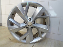 Load image into Gallery viewer, 1x Alufelge 19 Zoll 7.0" 5x112 43ET Glanz Silber 565601025M Skoda Kodiaq FEL2676577737az