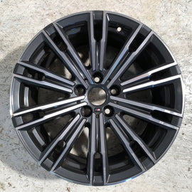 1x Alufelge 18 Zoll 8.5