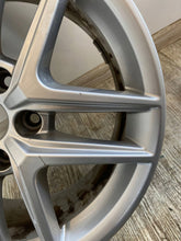 Load image into Gallery viewer, 1x Alufelge 17 Zoll 6.5&quot; 5x112 8W9601025D Audi A5 A4 Rim Wheel