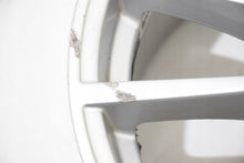 Laden Sie das Bild in den Galerie-Viewer, 1x Alufelge 17 Zoll 7.5" 5x112 30ET 6883520 BMW G21 G20 Rim Wheel FEL5025402540vu