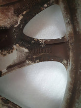 Laden Sie das Bild in den Galerie-Viewer, 1x Alufelge 16 Zoll 7.0&quot; 5x108 49ET 30748333, 30639359 Volvo S60 V70 V50