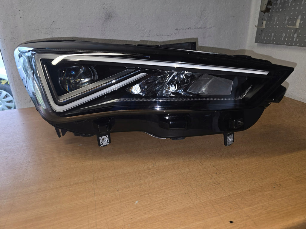 Frontscheinwerfer Seat Leon 5FB941008J 90188326 Rechts Scheinwerfer Headlight SCH9424320310jg