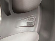 Load image into Gallery viewer, 1x Alufelge 15 Zoll 5.0" 4x100 39ET Glanz Silber 426110DC60 Mg Aygo Rim Wheel FEL7098472494jx