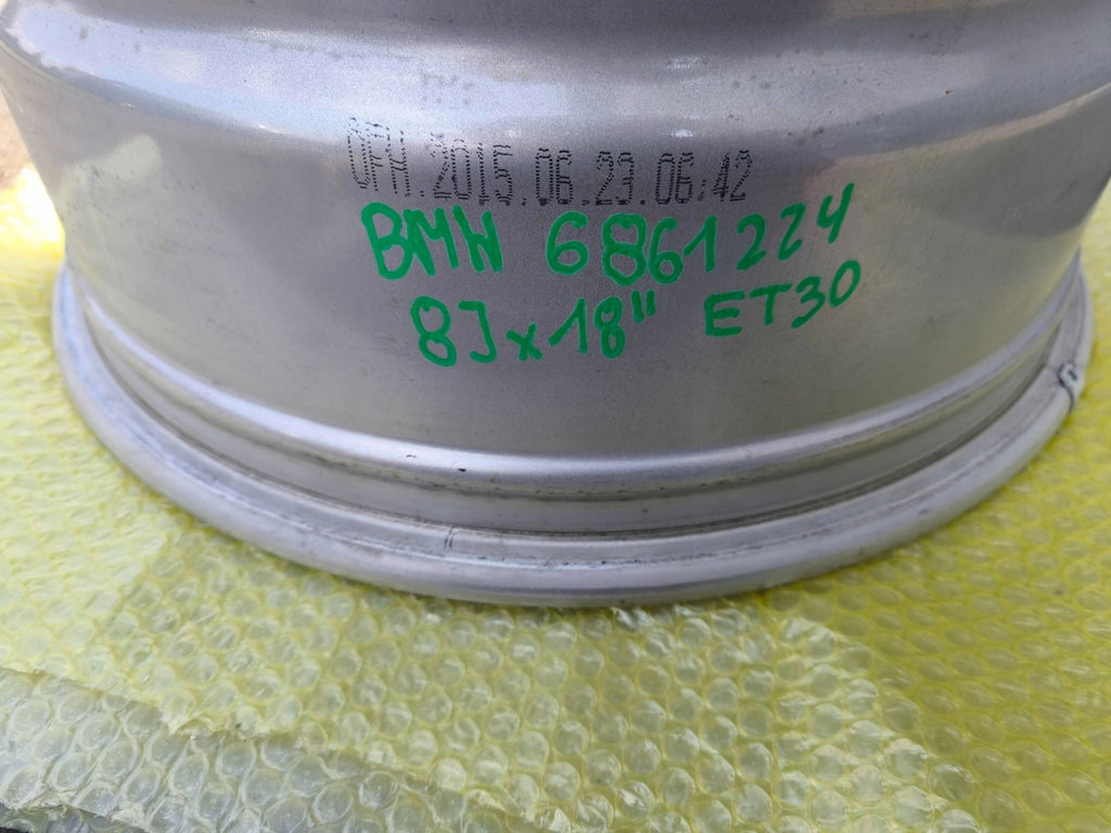 1x Alufelge 18 Zoll 6861224 BMW 5 G31 G30 Rim Wheel FEL6855662648xi
